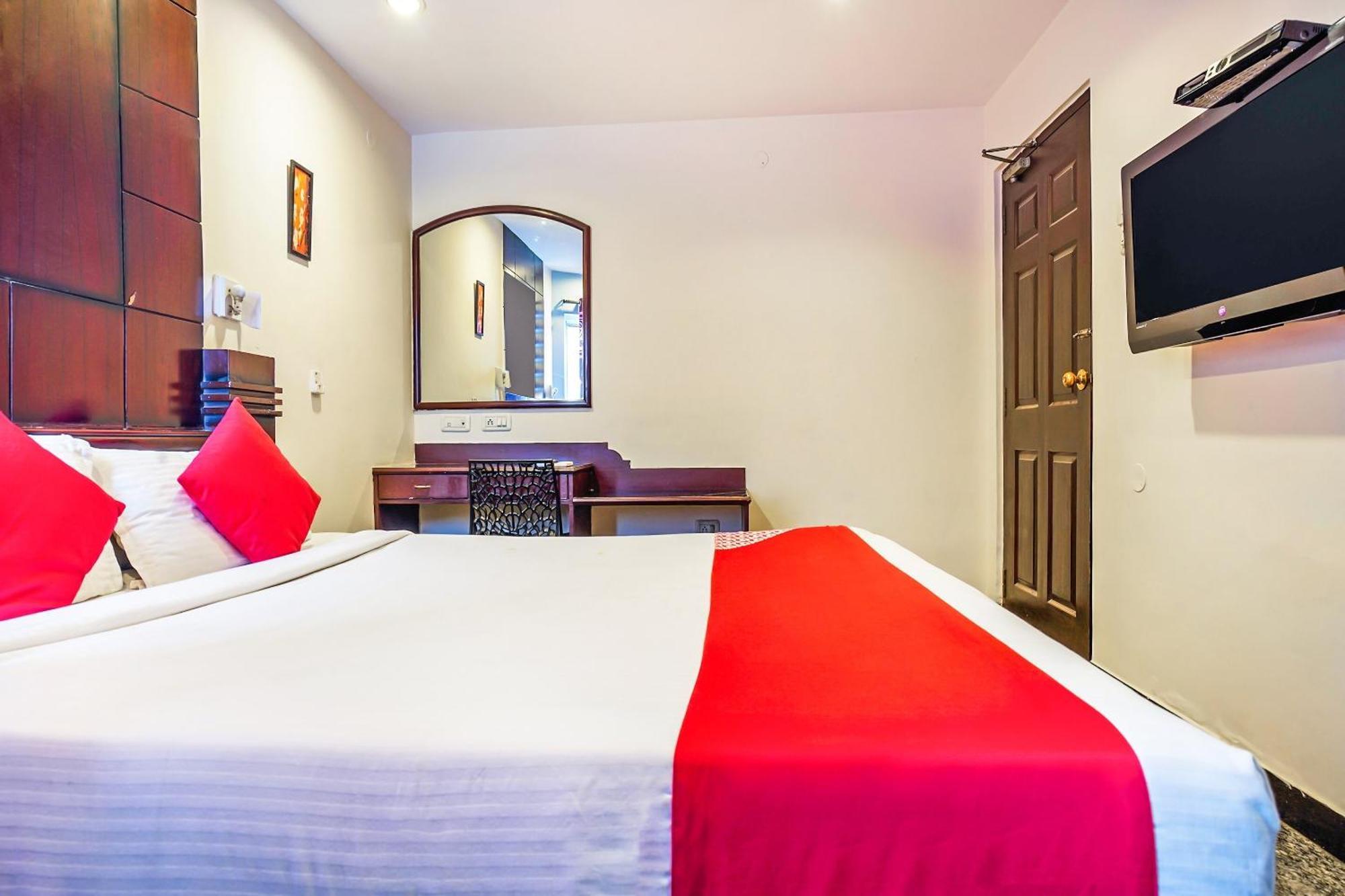 Hanvi Inn Хайдарабад Экстерьер фото